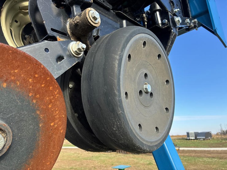 2019-kinze-3140-image-48