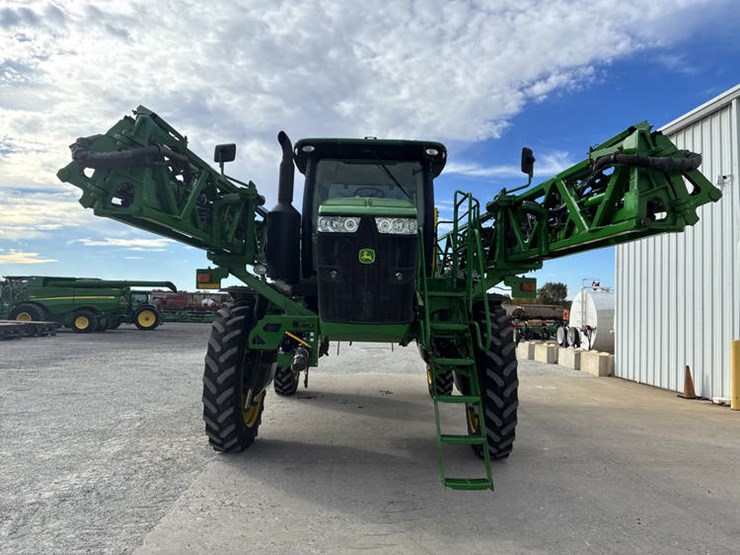2014-john-deere-r4038-image-10