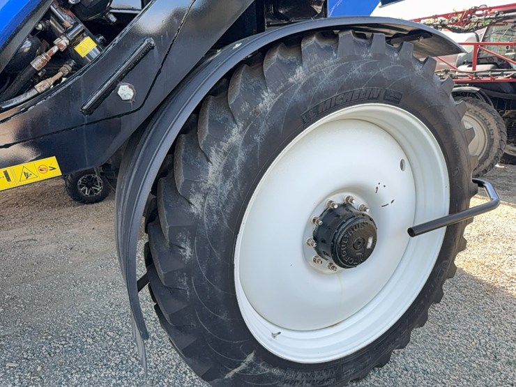 2023-new-holland-sp.310f-image-57