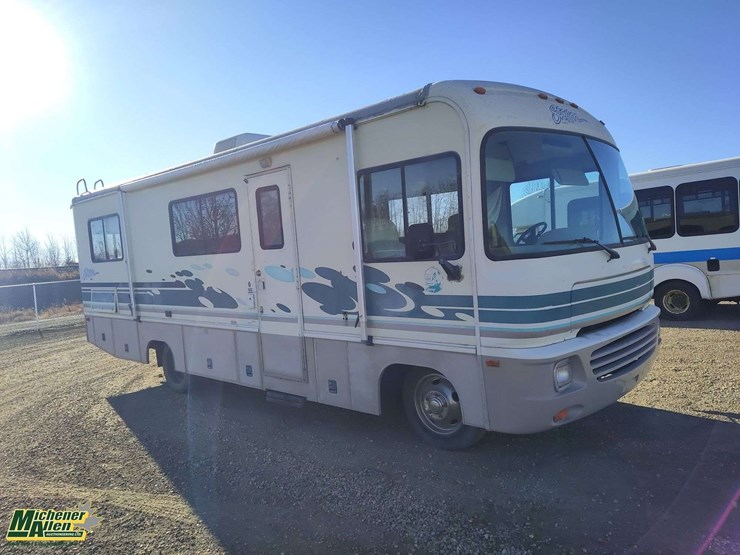 1996-chevrolet-p30-image-5