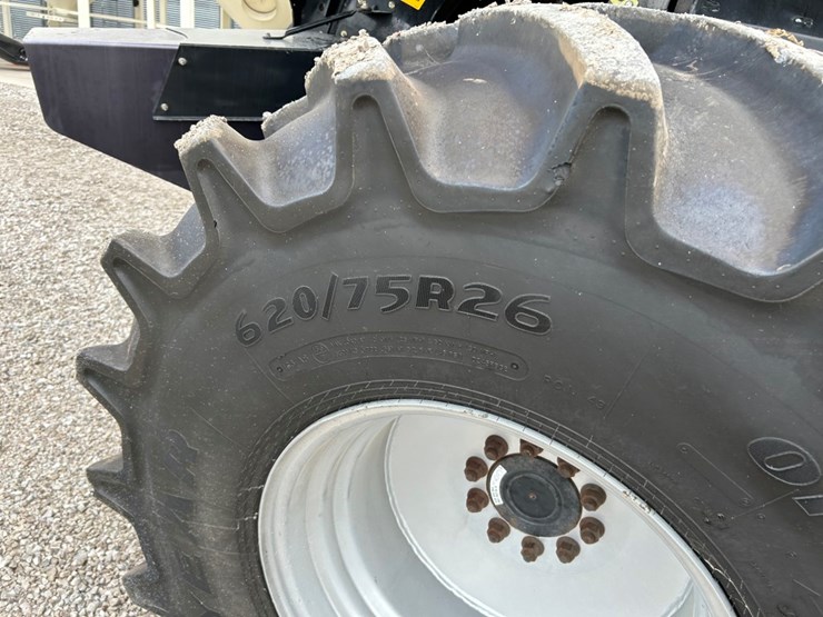 2019-case-ih-8250-image-65