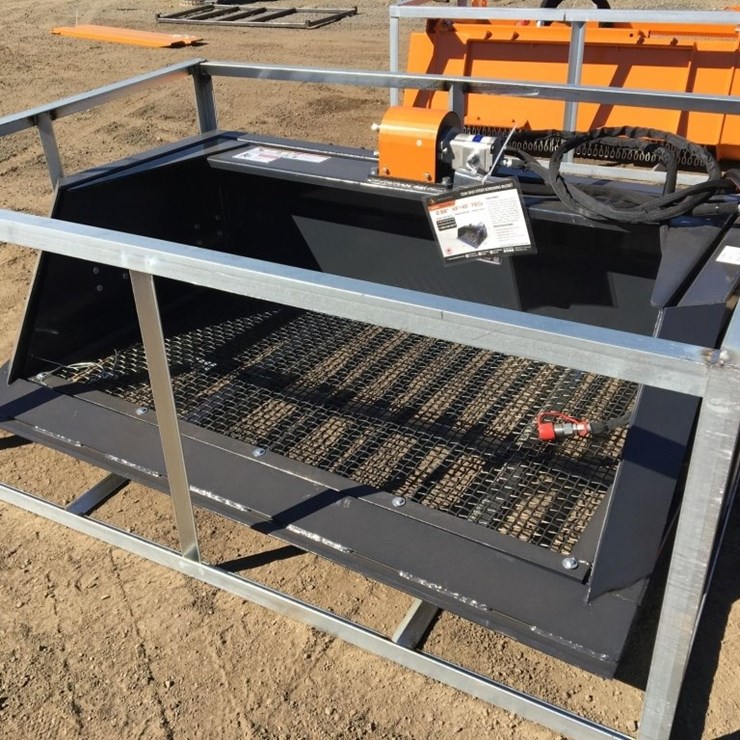 Unused Wolverine SB-12-72W 72in Screening Bucket,