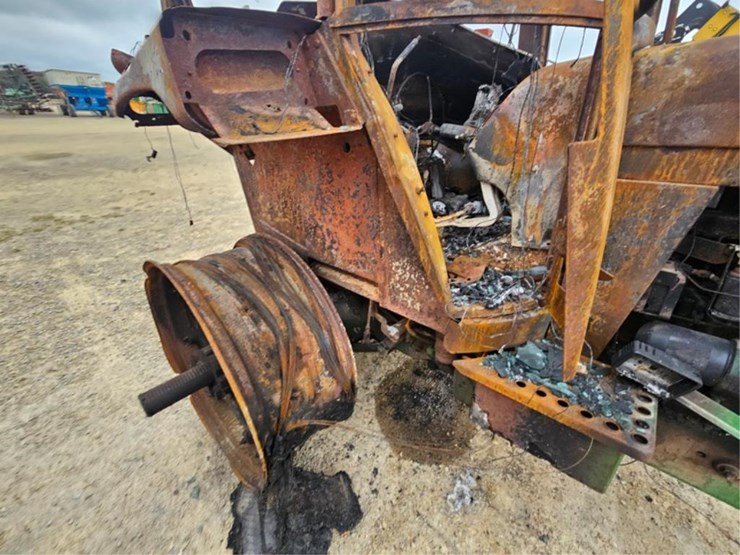 john-deere-4440-image-28