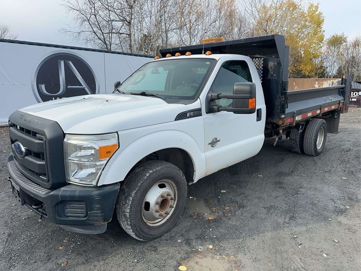 2014-ford-f350-xl-image-1