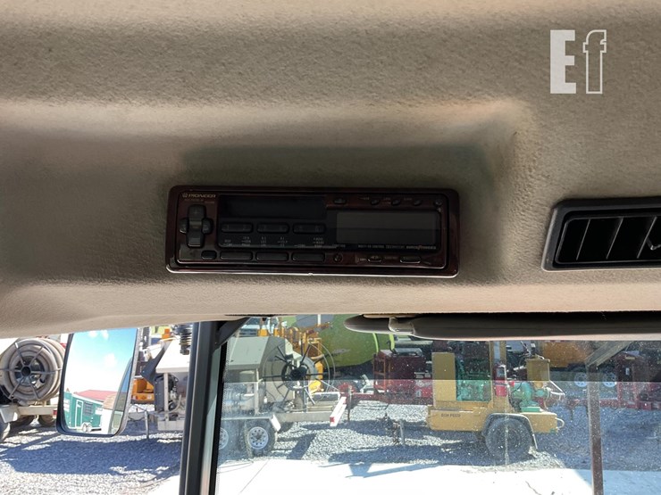 kubota-m108s-image-15