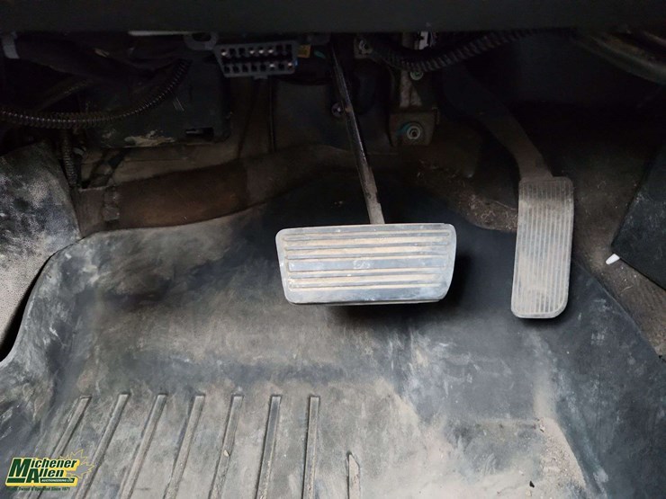 2013-gmc-sierra-2500hd-sle-image-23