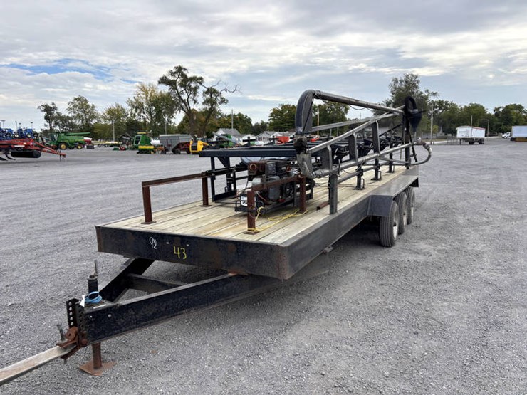 #10964-•-trailer-w/-seed-vac-image-2