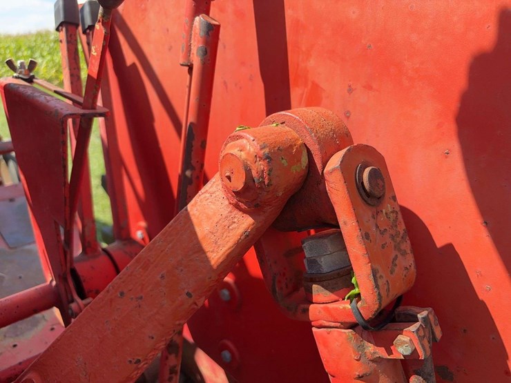 cockshutt-1555-image-85