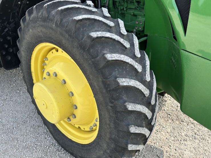 2014-john-deere-8270r-image-60