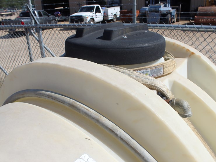 #24306-•-500-gallon-tank-on-stand-image-5