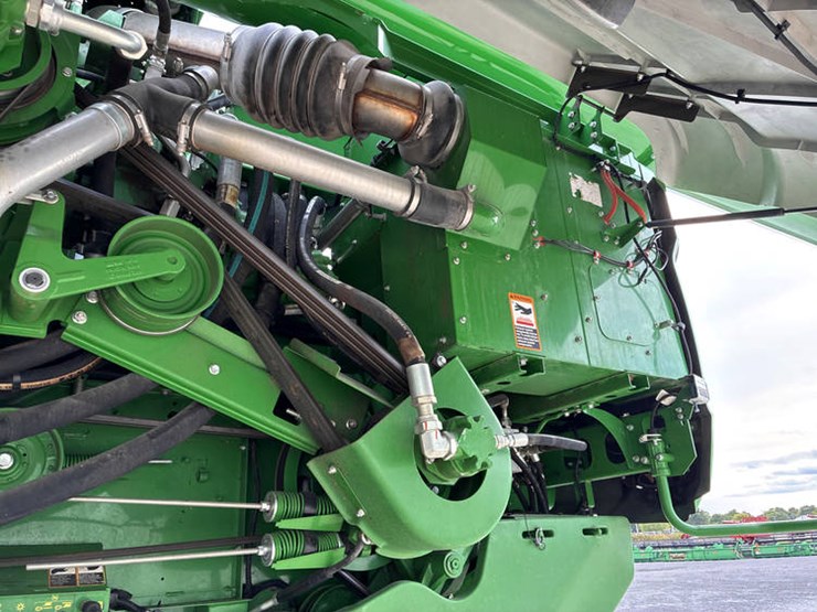2018-john-deere-s780-image-57