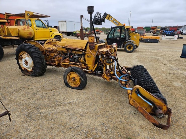 ford-tractor-image-7