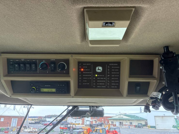 2004-john-deere-9660-sts-image-45