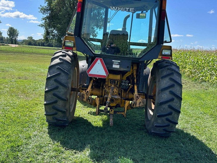 white-american-80-image-23