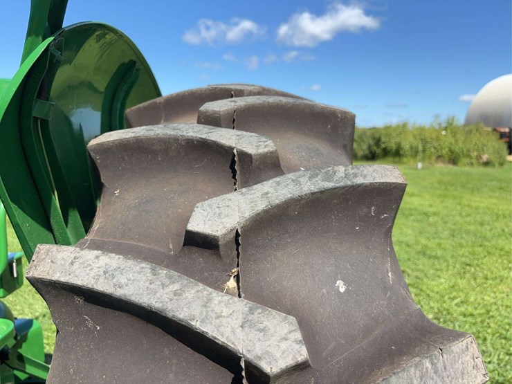 oliver-super-88-image-99