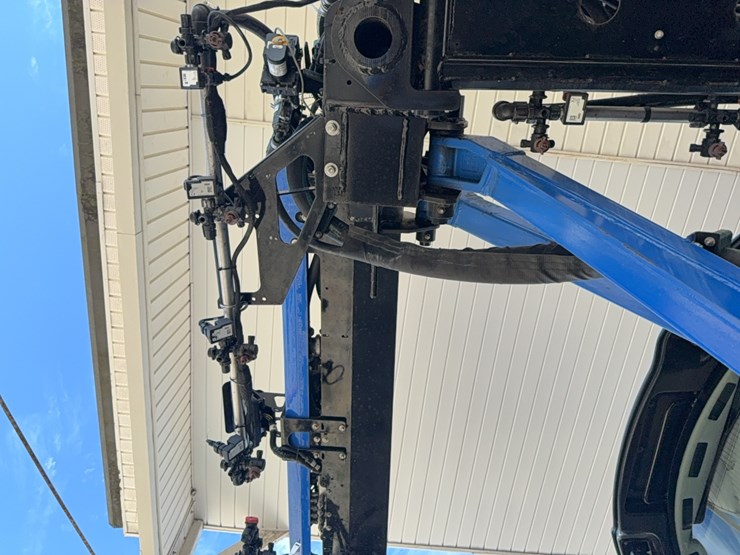 2023-new-holland-sp.310f-image-17