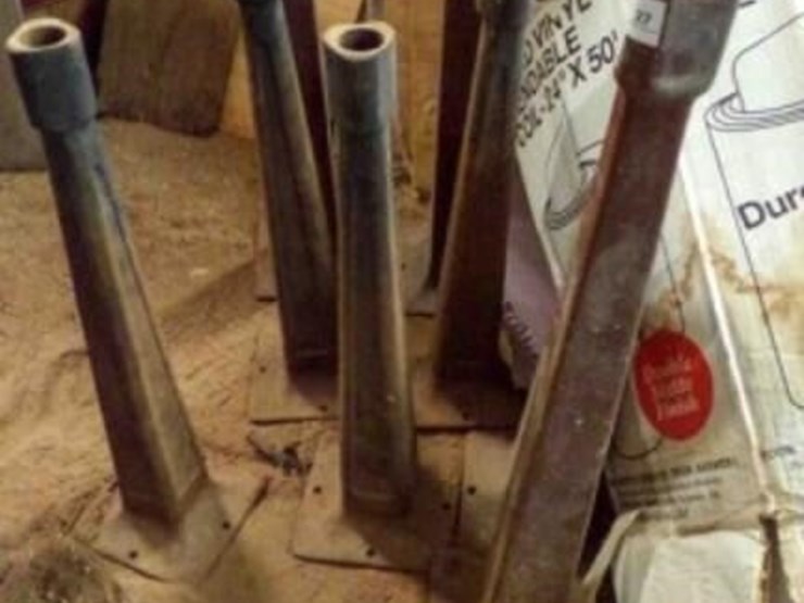 8-metal-stands---23"-28"-image-1