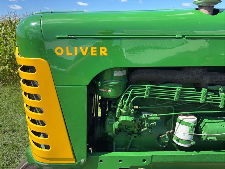 oliver-super-88-image-17