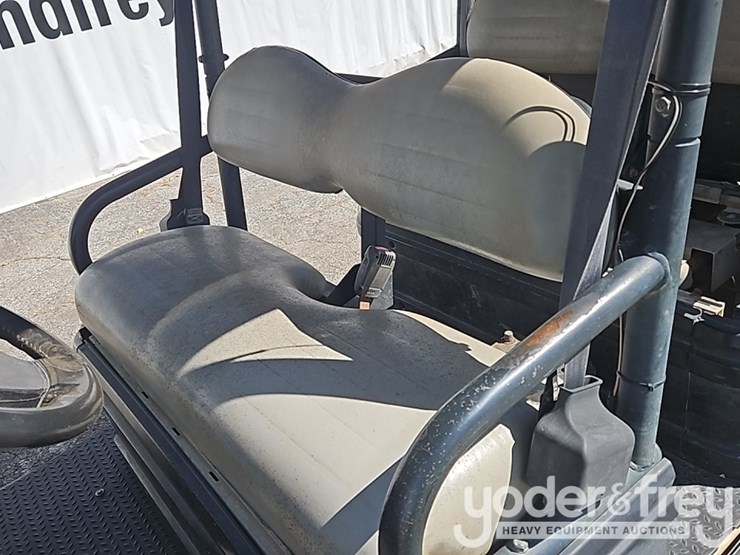 2018-club-car-carryall-1700-image-19