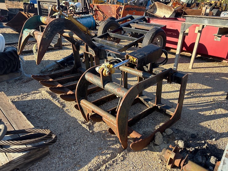 #3484-•-grapple-bucket-for-skid-steer-image-1