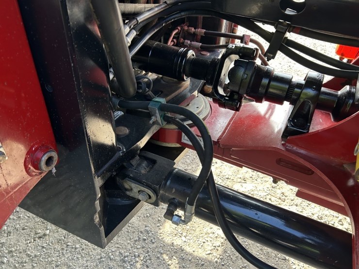 2013-case-ih-steiger-550-hd-image-63