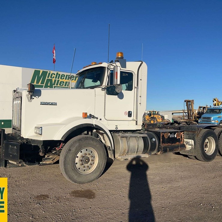 2016 KENWORTH T800
