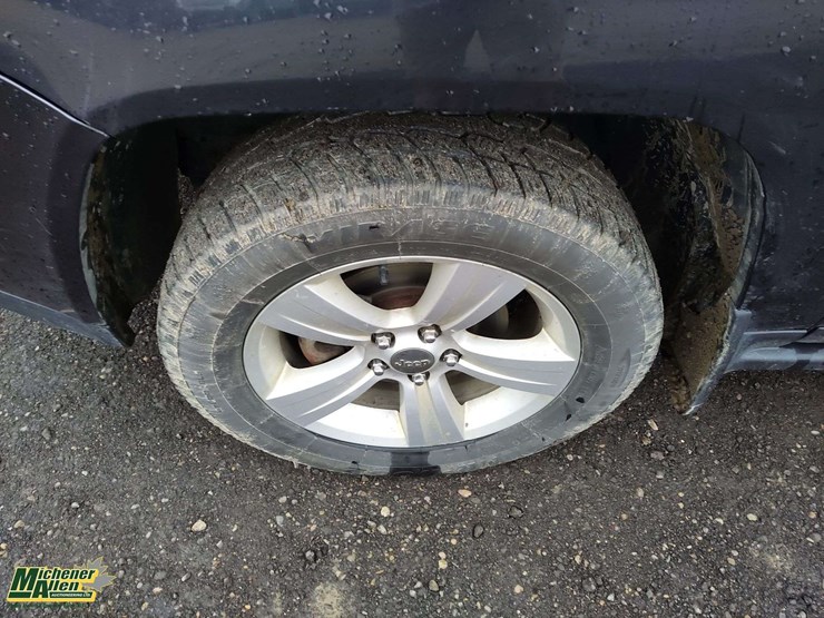 2014-jeep-compass-image-33