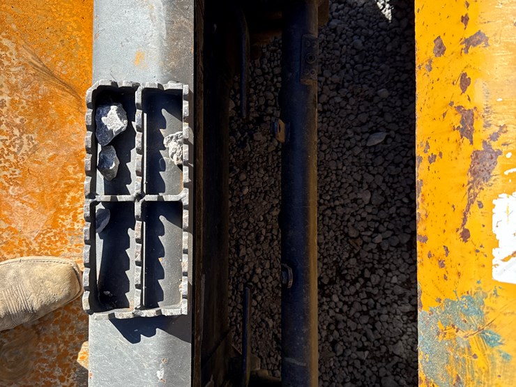 caterpillar-259d-image-16