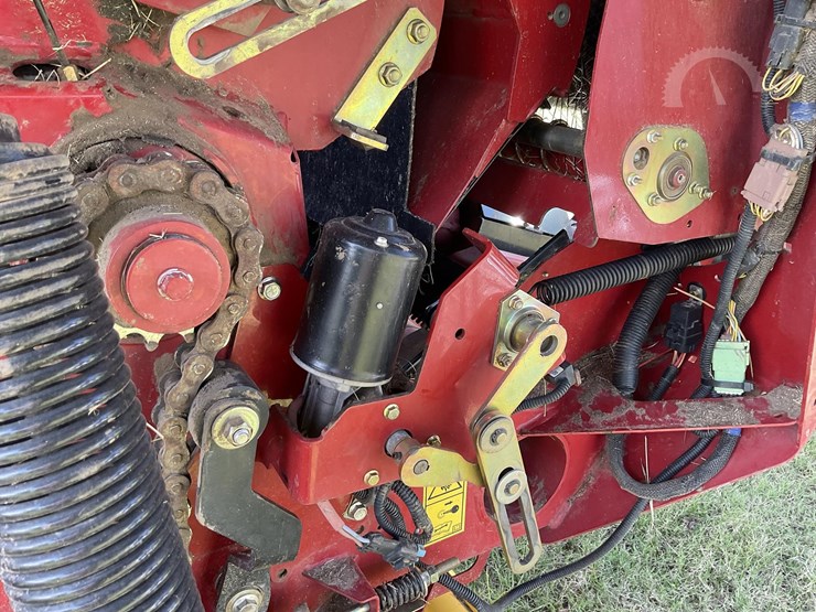 2019-new-holland-roll-belt-460-image-9