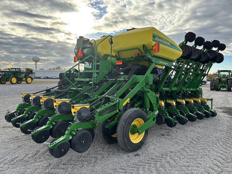 2018-john-deere-1795-image-5