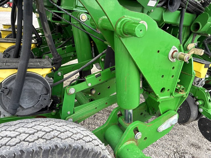 2018-john-deere-1795-image-73