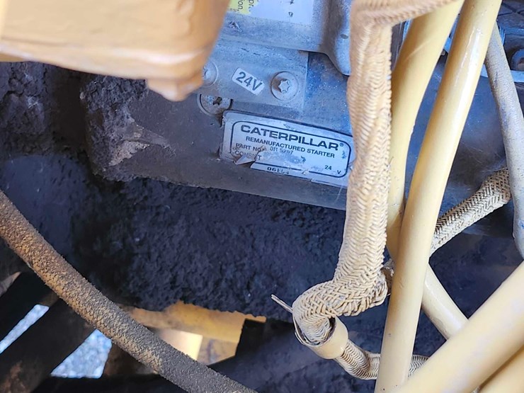 1980-caterpillar-627b-push-pull-scraper-image-38