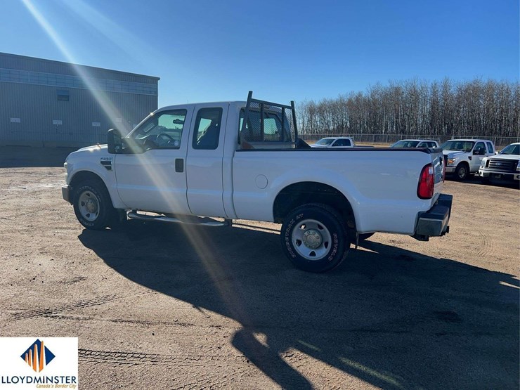 2009-ford-f250-image-2