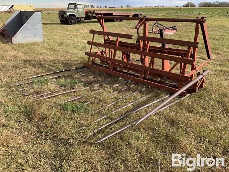 farmhand-hay-sweep-image-1