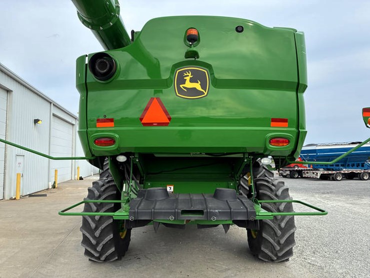 2018-john-deere-s780-image-6