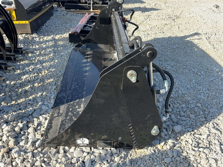 72-in-multi-purpose-skid-steer-bucket-image-3