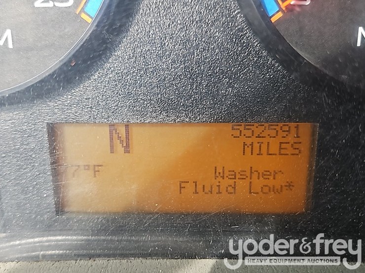 2017-international-8600-image-57