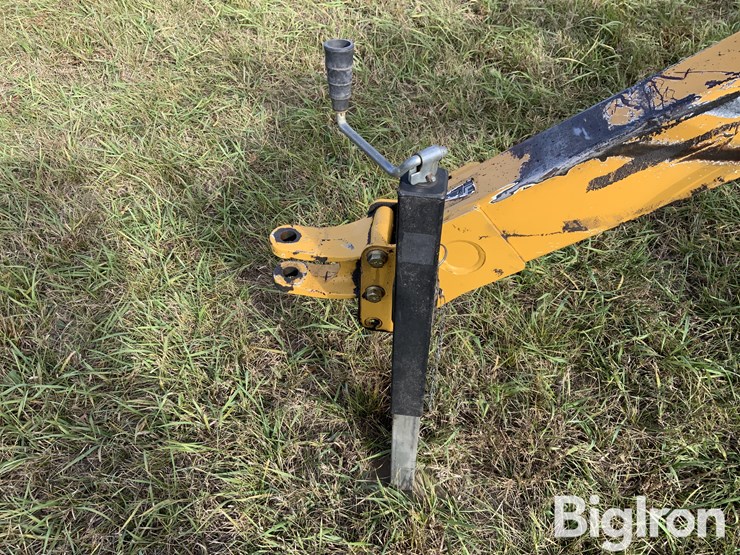 2016-vermeer-r2300-image-9