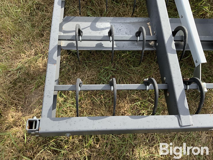 hoelscher-210-bale-grapple-forks-image-11
