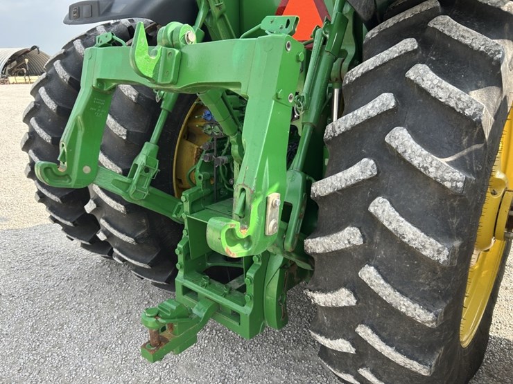 2014-john-deere-8270r-image-25