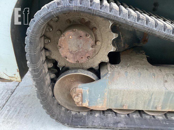 2016-takeuchi-tl8-image-12