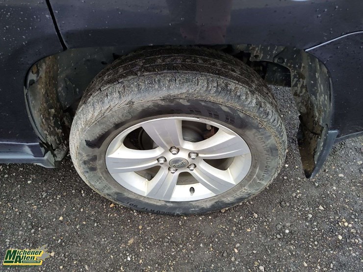 2014-jeep-compass-image-32