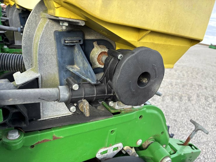 2018-john-deere-1795-image-59