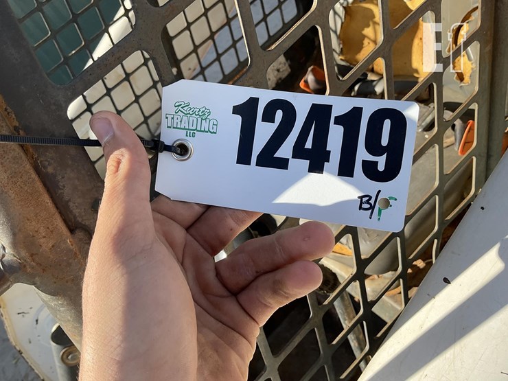 2005-bobcat-t300-image-21