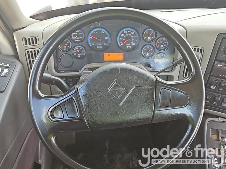 2017-international-8600-image-45