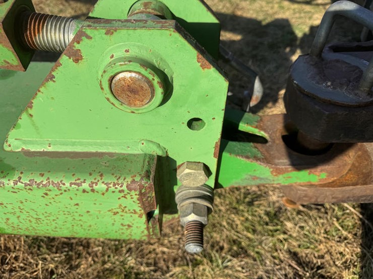 john-deere-2700-image-28