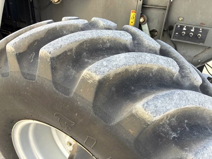 #122136-•-2009-mf-9795-#huc7217-image-54