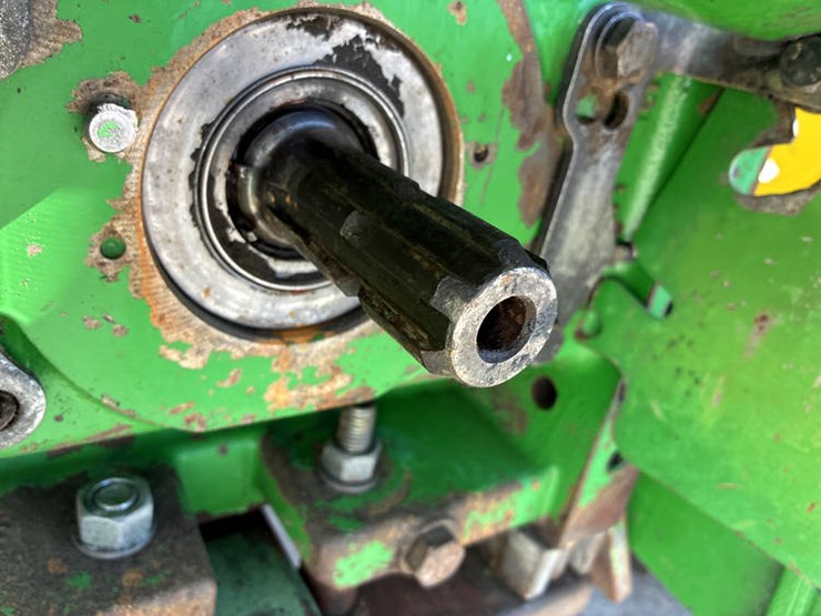 2007-john-deere-6215-image-23