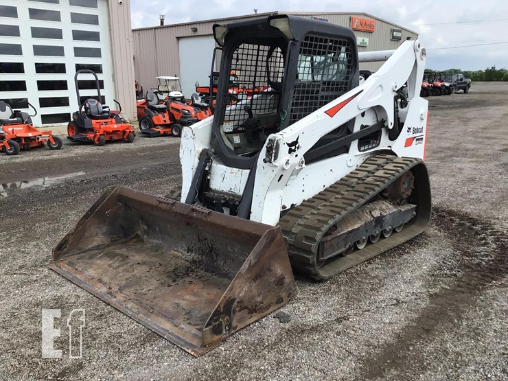 2017-bobcat-t740-image-2