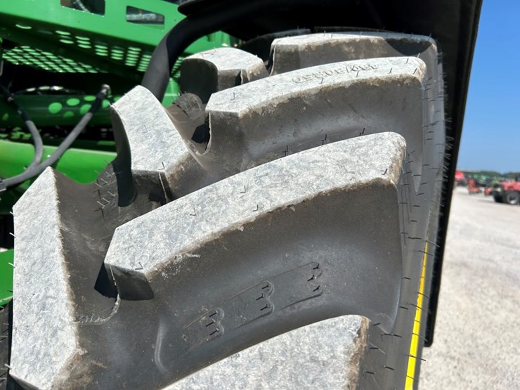 2012-john-deere-4940-image-56